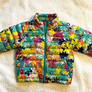 Patagonia Down Jacket 2T colorful leaves pattern